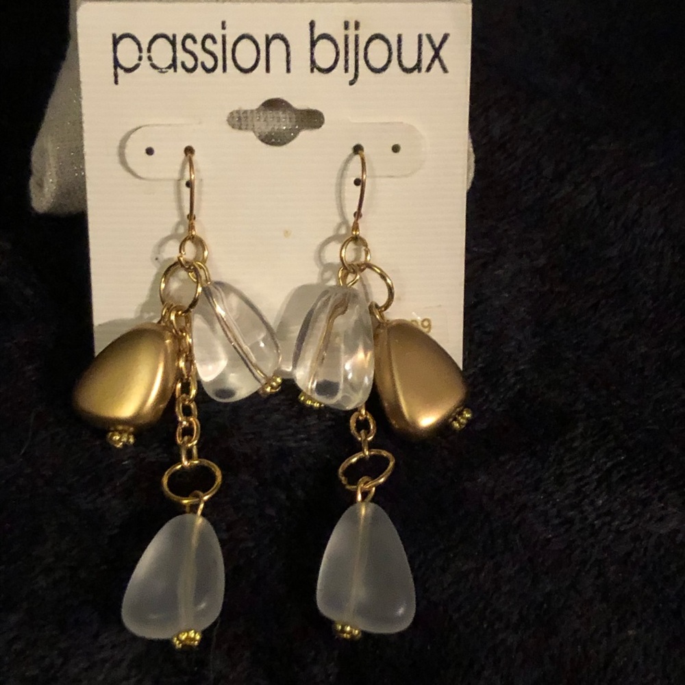 $10🔥 🆕 Vintage 80’s Gold & Acrylic Drop Earrings!!!!